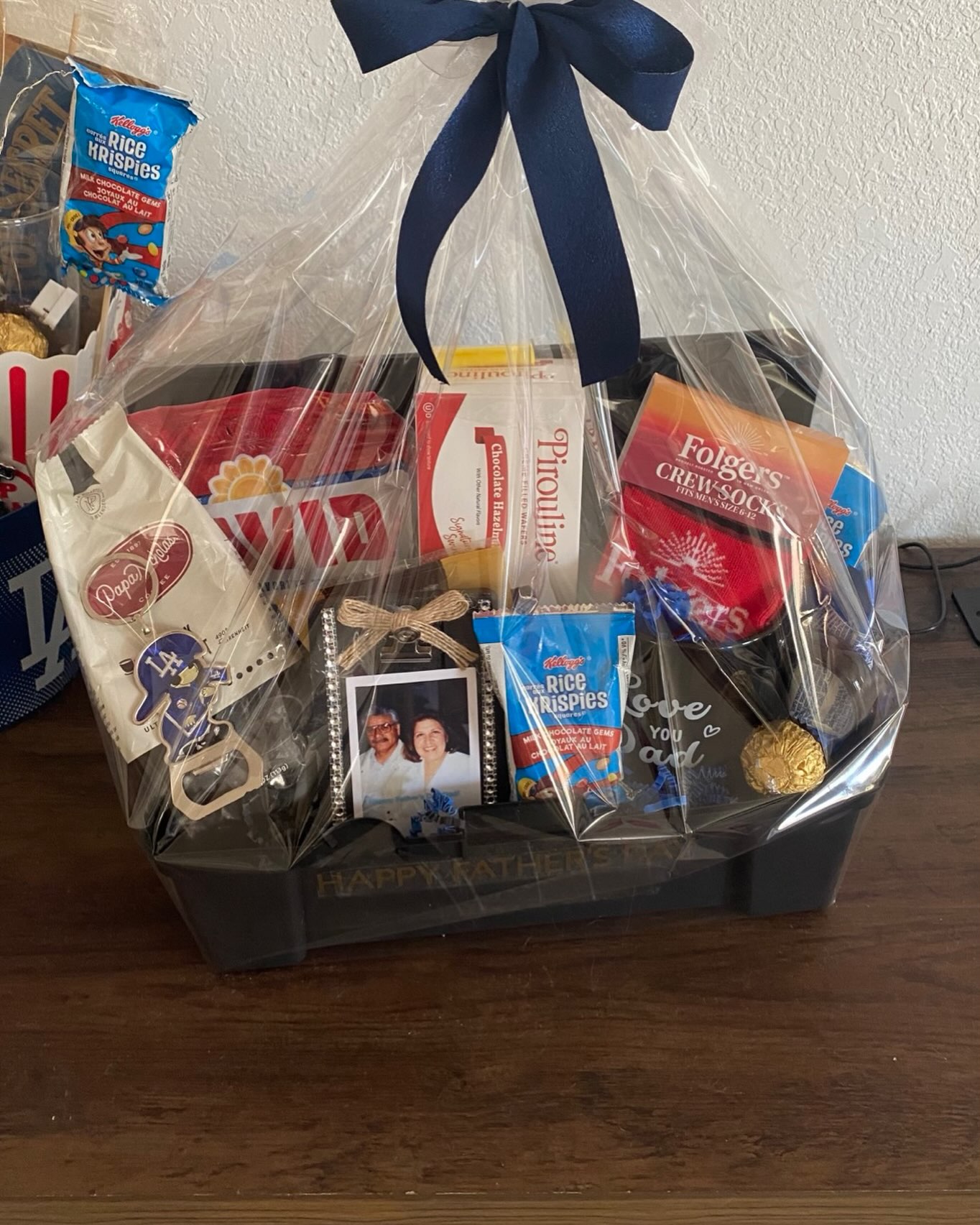 Patriotic snack basket