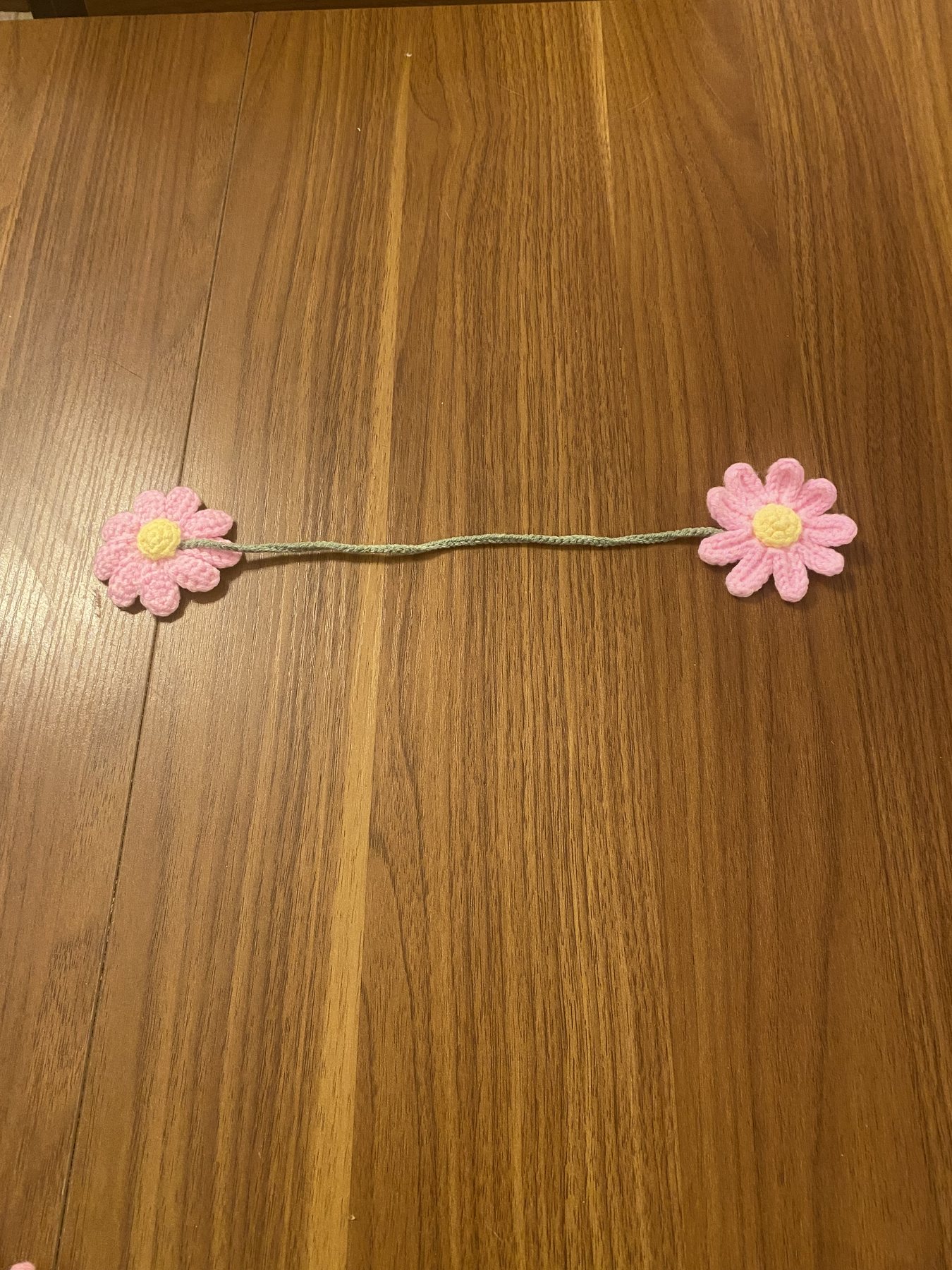 Pink crochet daisy tie — alternate